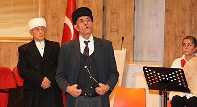 Aktif yaşlılardan yeni tiyatro gösterisi