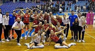 Aydın'ın Sultanları Evinde PTT'yi Rahat Geçti: 3-1