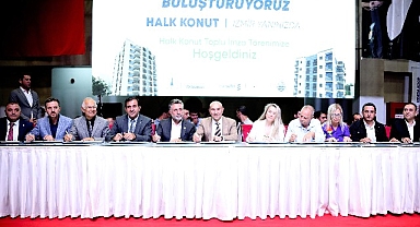 Bayraklı’da ‘Halk Konut’ ofisi yüzleri güldürdü