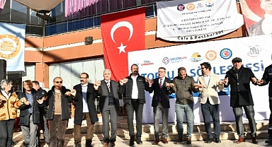 Çiğli'de Davullu Zurnalı Toplu Sözleşme Töreni