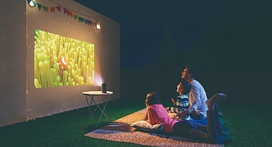 En Uzun Gece olan Kış Gün Dönümünü Anker Nebula ile Film Gecesi Yaparak Değerlendirin