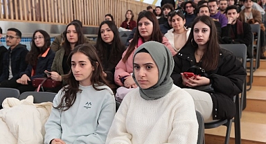 Gençler İPA Kampüs’te ve İBB Gençlik Ofislerinde Buluştu
