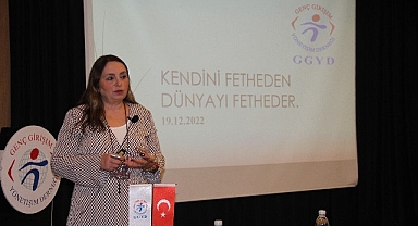 GGYD Akademide Konuşan Sosyolog Doç. Dr. Akpınar: “İş Hayatı Özel Hayatın Yansımasıdır”