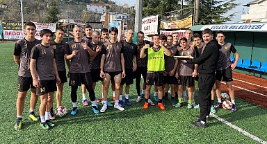 Gürcistan U-17 Futbol Takımı