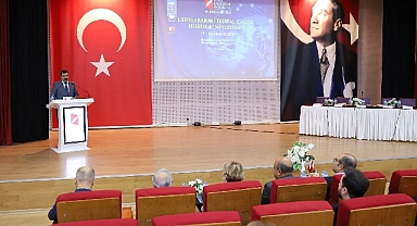 İKÇÜ’de Uluslararası Dijital Çağda Hukuk Sempozyumu