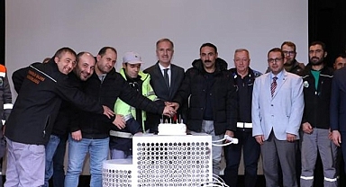 İnegöl Belediyesi Personeline Doğum Günü Kutlaması