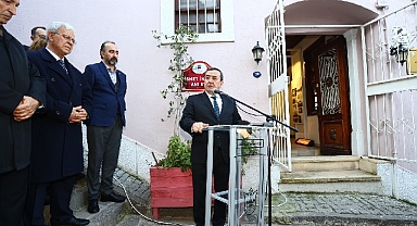 İsmet İnönü Konak’ta anıldı
