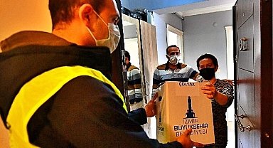 İzmir Büyükşehir Belediyesi'nden çölyak ve fenilketönüri hastalarına 4 bin 500 gıda paketi