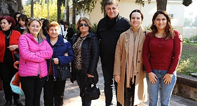 Karşıyaka Belediye Başkanı Dr. Cemil Tugay Gençlerle Bir Araya Geldi