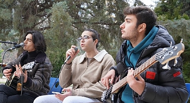 Keçiören’deki Kütüphanede Yeni Yıl Coşkusu