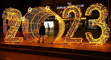 Meydanlar Işık ve Figürlerle Süslendi