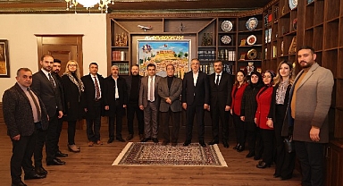 MHP Yönetiminden Nevşehir Belediye Başkanı Dr. Mehmet Savran’a Ziyaret