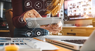 Podcast, Video, NFT, Influencer ve Yapay Zeka 2023’ün Vazgeçilmezleri Olacak