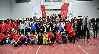 Satranç Ustaları Madalyalarına Kavuştu