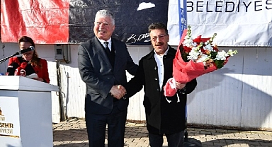 Seferihisar'daki üreticiye küçükbaş hayvan desteği