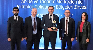 Teknopark İstanbul 3’ncü kez en iyi teknoloji geliştirme bölgesi