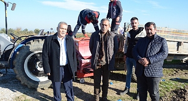 Torbalı Belediyesi arazilerine buğday ekti