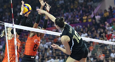 VakıfBank, Kulüpler Dünya Şampiyonası’nda set vermeden finalde
