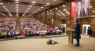 Van Büyükşehir Belediyesi Yıl Boyunca Muhtarların Sorunlarıyla İlgilendi
