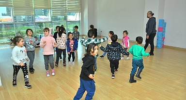 Yenişehir Belediyesi KİGEM ile geleceğin sanatçılarını yetiştiriyor