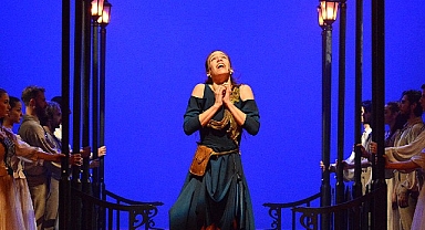 19. Yüzyılın En Önemli Eserlerinden ‘Sefiller’ Atatürk Kültür Merkezinde Tiyatroseverlerle Buluşuyor