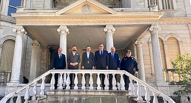 Ak Parti İzmir Milletvekili Mahmut Atilla Kaya: Tarihi köşk İzmir'e ve Buca'ya kazandırılacak 