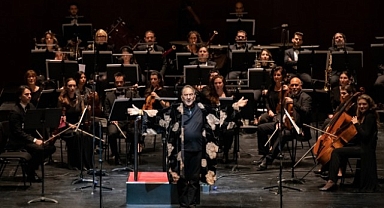 Ali Poyrazoğlu “Desiderata”da, İstanbul Devlet Opera ve Balesi Orkestrası’nı Yönetti…