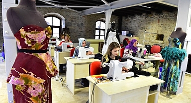 Altın iğne projesiyle kadınlara istihdam garantisi