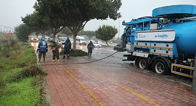 Antalya Büyükşehir ekipleri teyakkuzda