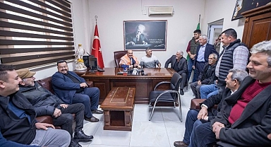 Başkan Soyer Bayındır’da çiftçilerle buluştu: