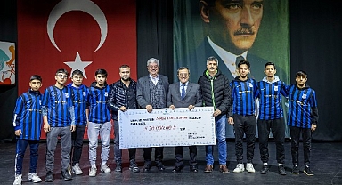 Batur: Sporcu dostu belediye olmaya devam edeceğiz