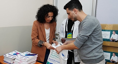 Beylikdüzü Belediyesi'nden Öğrencilere Kitap Desteği