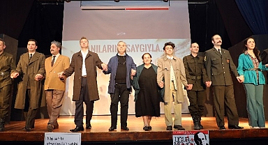 “Bir Yeryüzü Ozanı Rıfat Ilgaz” Mudanya’da Sahnelendi