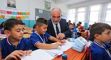 Canik Belediyesi’nden Öğrencilere Karne Hediyesi