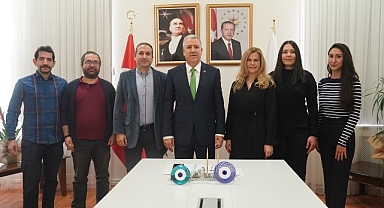 Egeli Bilim Ekibi, akıllı pişirme yönetim sistemli yerli döner makinesi üretecek