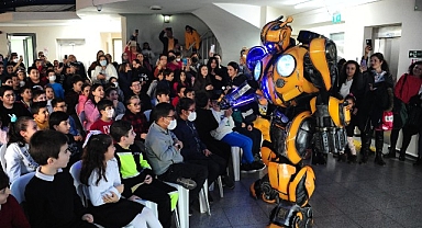 Geleceğin Mucitlerine Robot Show