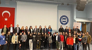 Global Menkul Değerler, üniversiteli gençlere 2023’teki makro ekonomik beklentileri anlattı