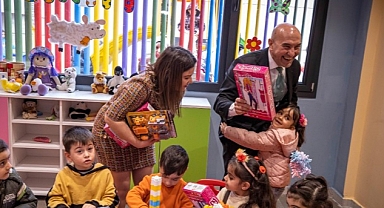 İzmir'in 16'ncı Masal Evi Menemen'de açıldı