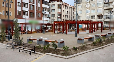 Karabali Meydanı, Karamürsel'e çok yakıştı