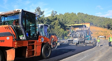 Kavaklıdere’de Yol Çalışmaları Tamamlanıyor