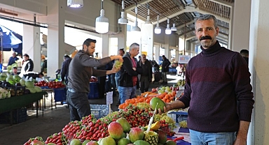 Kemer Kapalı Pazar Yeri Projesi'ne esnaf ve vatandaştan tam not