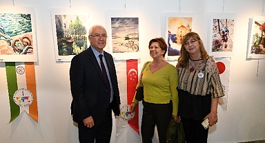 “Renklerin Gücü” Karabağlar'da