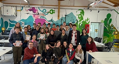 Sabancı Üniversitesi Yaratıcı Teknolojiler Atölyesi’nde Lise Öğrencilerine Yönelik Eğitimler Devam Ediyor