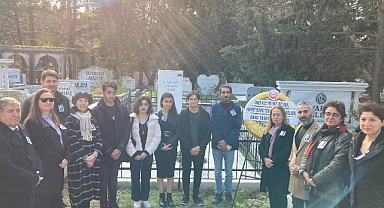 Türk Eğitim Vakfı Bağışçısı, Türk Sanat Müziği Bilimcisi Ahmet Adnan Saygun Mezarı Başında Anıldı