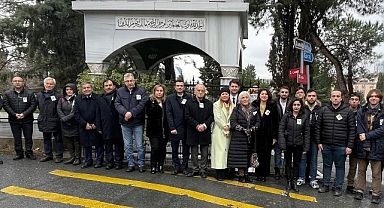 Türk Eğitim Vakfı, Türk Sanat Müziği'nin Usta İsmi, Bağışçısı Safiye Ayla’yı Kabri Başında Andı