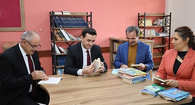 Yahyalı Belediyesi Köy Okullarına 5000 Kitap Dağıttı