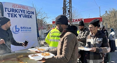 Bağcılar Belediyesi’nden deprem bölgesinde 12 bin kişiye 3 öğün sıcak yemek