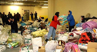 Bağcılar’da depremzedeler için yardım noktaları oluşturuldu