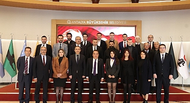 Başkan Böcek, Antalya Meslek Odaları Başkanlarıyla buluştu