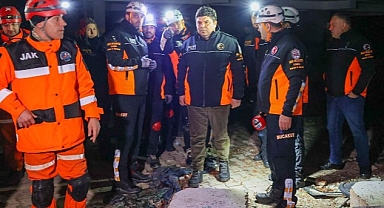 Başkan Erhan Kılıç ve arama kurtarma ekibi Osmaniye’de